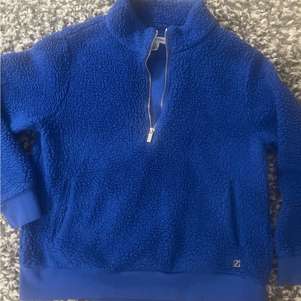 Soft Calvin Klein pullover